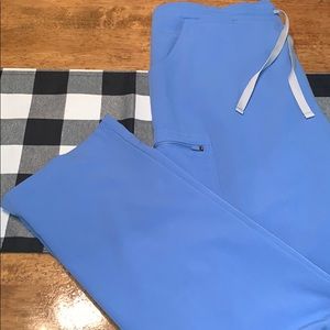 Figs ceil scrub pants